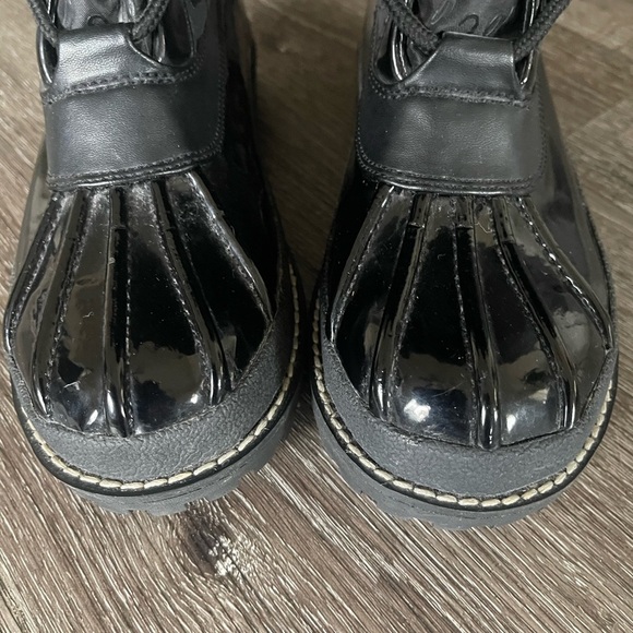 Women's Black Winter Boots - Picture 4 of 8